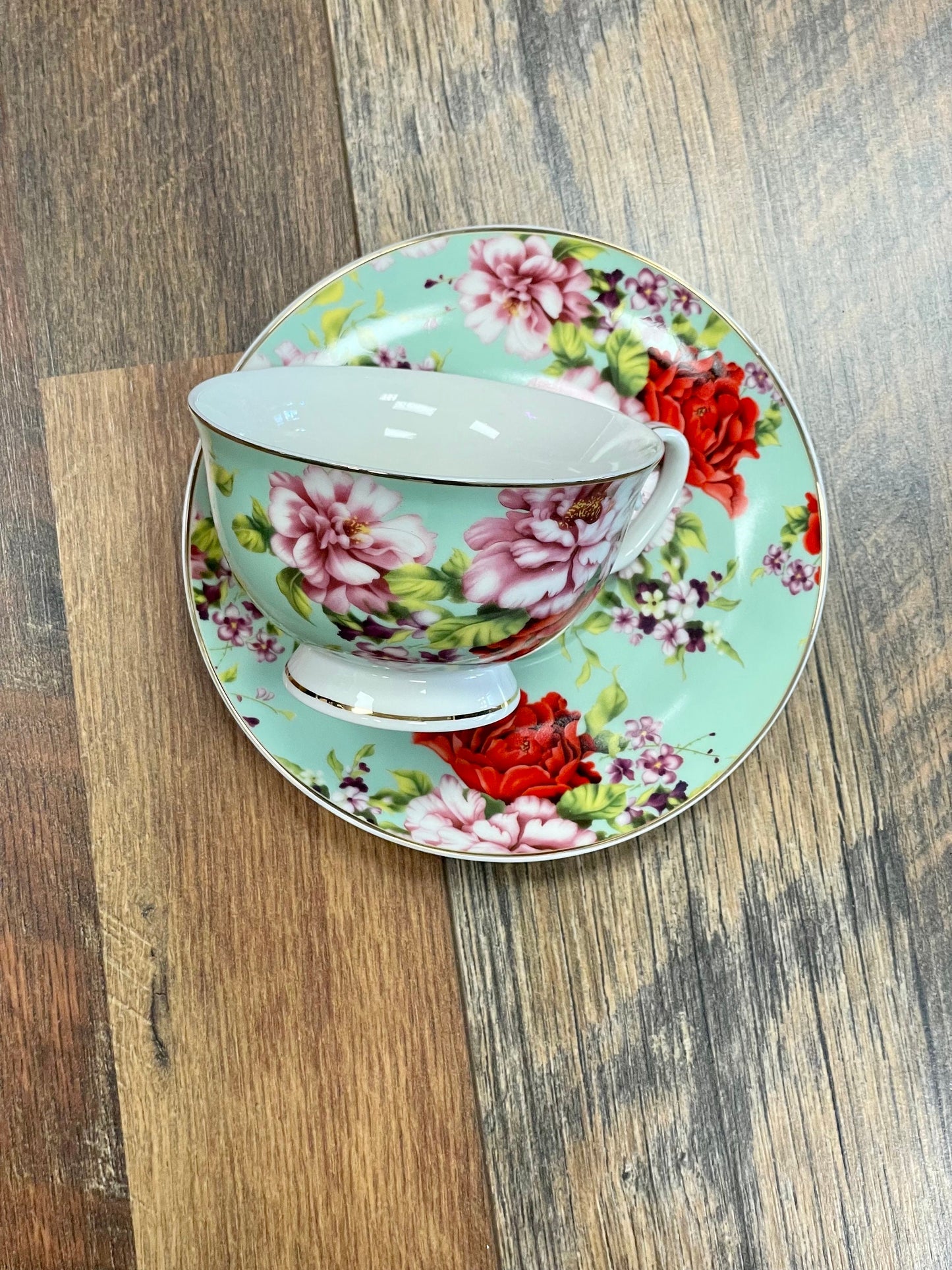 Dainty As Fuck, Green with red roses, tea cup and saucer